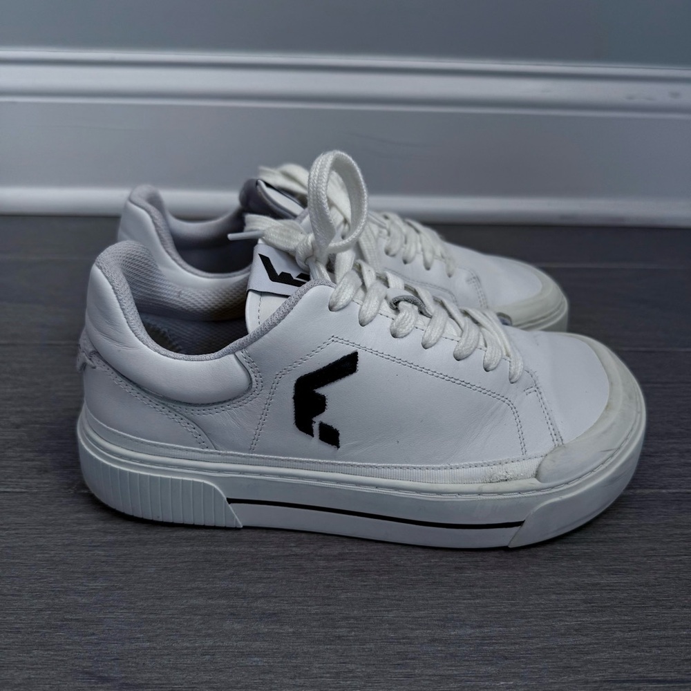 WYDE Footwear ARCUS White Sneakers Women’s 6.5 Comfort Wide Foot Shoes - Picture 5 of 15